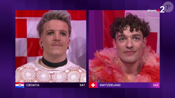 Nemo s'est imposé face à la Croatie, qui bien qu'ayant eu les faveurs du public, n'a pas réussi à rattraper la Suisse.
Nemo lors de la finale de L'Eurovision