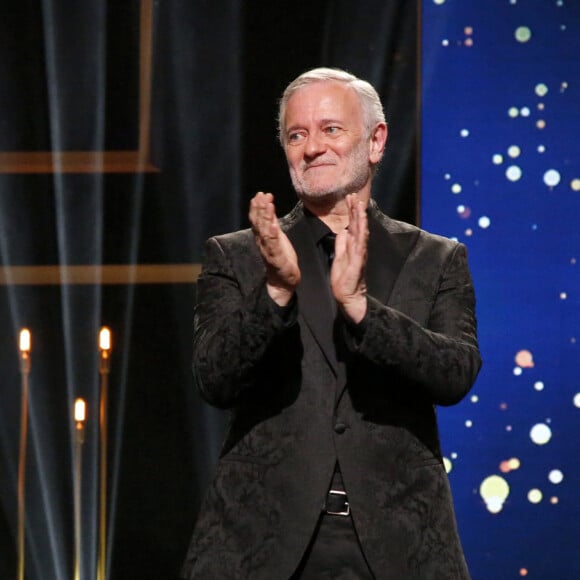 Francis Huster, " Molière d'Honneur " - 35ème cérémonie des Molières aux Folies Bergère à Paris, France, le 6 Mai 2024. © Bertrand Rindoff / Bestimage