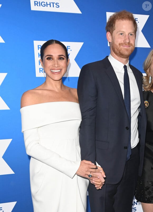 Le prince Harry et Megan Markle au photocall de la soirée de gala "Robert F. Kennedy Human Rights Ripple of Hope 2022" à l'hôtel Hilton de New York City, New York, Etats-Unis, le 6 décembre 2022. 