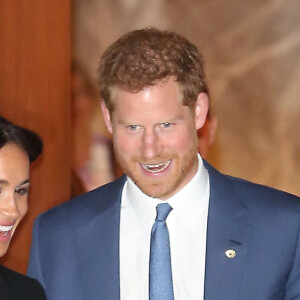 Le prince Harry, duc de Sussex et Meghan Markle, duchesse de Sussex quittent la soirée WellChild Awards à Londres le 4 septembre 2018. 