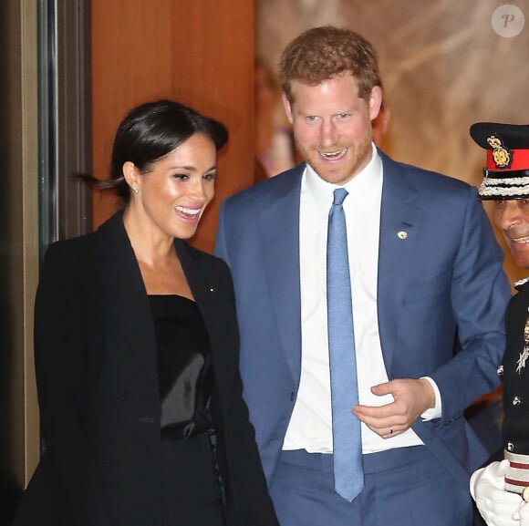 Le prince Harry, duc de Sussex et Meghan Markle, duchesse de Sussex quittent la soirée WellChild Awards à Londres le 4 septembre 2018. 