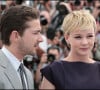 L'occasion de se rappeler de sa présence au Festival en 2010, aux cotés de Carey Mulligan.
Shia LaBeouf et Carey Mulligan - Photocall du film "Wall Street : Money never sleeps' au 63e Festival de Cannes en 2010.