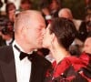 Ils se sont également rendus la même année à l'ouverture d'un restaurant Planet Hollywood

Bruce Willis et Demi Moore au 50e Festival de Cannes en 1997 pour le film, Le Cinquième élément.