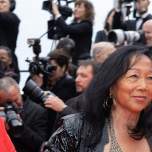 Brigitte Fossey - Montée des marches du film " Le deuxième acte " pour la cérémonie d'ouverture du 77ème Festival International du Film de Cannes, au Palais des Festivals à Cannes. Le 14 mai 2024 © Olivier Borde / Bestimage 