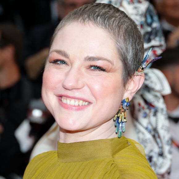 Emilie Dequenne - Montée des marches du film " Le deuxième acte " pour la cérémonie d'ouverture du 77ème Festival International du Film de Cannes, au Palais des Festivals à Cannes. Le 14 mai 2024 © Jacovides-Moreau / Bestimage 