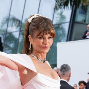 Helena Christensen - Montée des marches du film " Le deuxième acte " pour la cérémonie d'ouverture du 77ème Festival International du Film de Cannes, au Palais des Festivals à Cannes. Le 14 mai 2024 © Olivier Borde / Bestimage 