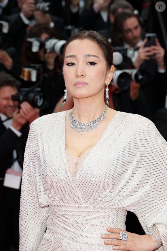 Gong Li - Montée des marches du film " Le deuxième acte " pour la cérémonie d'ouverture du 77ème Festival International du Film de Cannes, au Palais des Festivals à Cannes. Le 14 mai 2024 © Jacovides-Moreau / Bestimage 