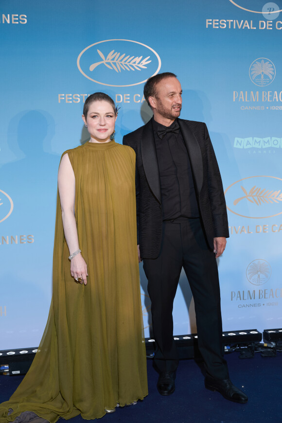 Emilie Dequenne et son mari Michel Ferracci - Photocall du dîner d'ouverture du 77ème Festival International du Film de Cannes, au Carlton. Le 14 mai 2024 © Borde-Jacovides-Moreau / Bestimage 