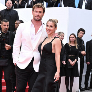 Chris Hemsworth et Elsa Pataky au Festival de Cannes

Elsa Pataky et Chris Hemsworth à l'avant-première mondiale de "Furiosa : Une saga Mad Max" lors du Festival de Cannes. Photo: Doug Peters/PA Wire.