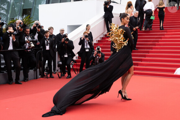 Iris Mittenaere - Montée des marches du film " Furiosa : A Mad Max Saga " pour la cérémonie d'ouverture du 77ème Festival International du Film de Cannes, au Palais des Festivals à Cannes. Le 15 mai 2024 © Olivier Borde / Bestimage 