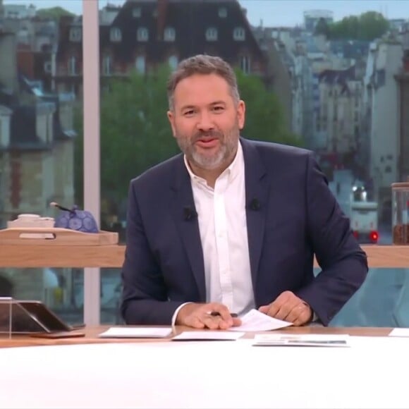 Depuis son lancement, "Bonjour !" n'a jamais réussi à faire trembler "Télématin"
Bruce Toussaint sur le plateau de "Bonjour !"