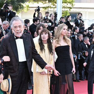 Sauf Zendaya, absente.
Roman Coppola, Francis Ford Coppola, Talia Shire, Romy Croquet Mars attending the Megalopolis Red Carpet at the 77th annual Cannes Film Festival at Palais des Festivals in Cannes, France, on May 16, 2024. Photo by David Niviere/ABACAPRESS.COM