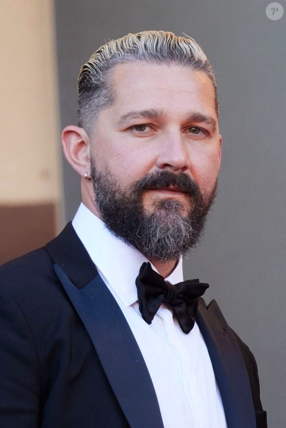 Shia LaBeouf - Montée des marches du film " Megalopolis " lors du 77ème Festival International du Film de Cannes, au Palais des Festivals à Cannes. Le 16 mai 2024 © Jacovides-Moreau / Bestimage 