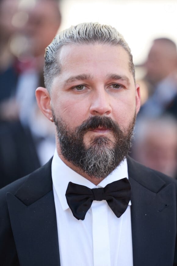 Shia LaBeouf - Montée des marches du film " Megalopolis " lors du 77ème Festival International du Film de Cannes, au Palais des Festivals à Cannes. Le 16 mai 2024 ©