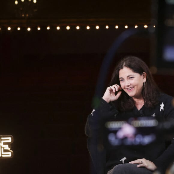 Exclusif - Cristiana Reali lors du tournage de l'émission "Sur scène avec" au théâtre des Bouffes Parisiens à Paris le 2 mai 2024. © Jack Tribeca / Bestimage