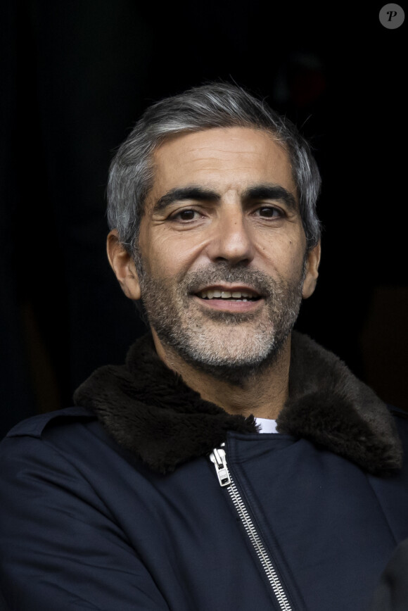 Et évoque sa garde à vue.
Ary Abittan en tribunes lors du match de football Ligue 1 Uber Eats opposant le Paris Saint-Germain (PSG) au Racing Club de Strasbourg Alsace (RCSA) au Parc des Princes à Paris, France, le 21 octobre 2023. Le PSG a gagné 3-0. © Cyril Moreau/Bestimage