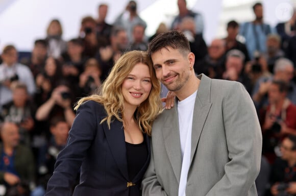 Léa Seydoux et Raphaël Quenard - Photocall du film "Le deuxième acte", présenté hors compétition, lors du 77ème Festival International du Film de Cannes (14 - 25 mai 2024), le 15 mai 2024.  Photocall of "The Second Act", presented out of competition, during the 77th Cannes International Film Festival (May 14 - 25, 2024), May 15, 2024. 