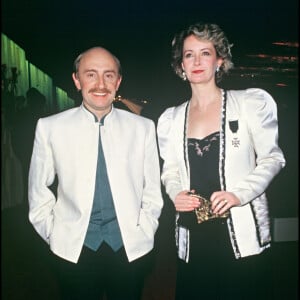 Notamment avec Michel Blanc qui est à l'origine de la série "Soeur Thérèse.com"...
Michel Blanc et Dominique Lavanant en 1985.