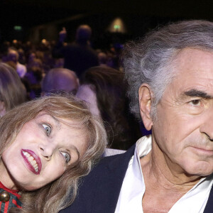 Bernard-Henri Levy avec sa femme Arielle Dombasle - La grande conférence du collectif agirensemble présente "Solitude d'Israël", le livre de Bernard-Henri Lévy à la salle Pleyel à Paris le 19 mars 2024. © Cédric Perrin / Bestimage 