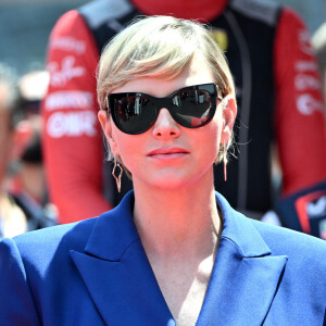 La princesse Charlène de Monaco pendant les hymnes lors du Grand Prix de Formule 1 (F1) de Monaco, le 26 mai 2024. © Bruno Bebert/Bestimage