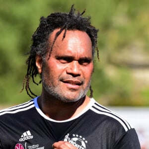 Exclusif - Christian Karembeu - Match de football caritatif du Variétés Club de France contre l'union départementale des pompiers de l'Ardèche au profit des pilotes de canadairs décédés en mission au Stade Georges Marquand à Aubenas en Ardèche le 18 avril 2022. Les deux équipes se sont quittées sur le score de 2 buts partout devant un public conquis et nombreux, environ 2500 spectateurs ont assisté à cette belle fête du football. 15.000 euros ont été récoltés. © Romain Doucelin/Bestimage