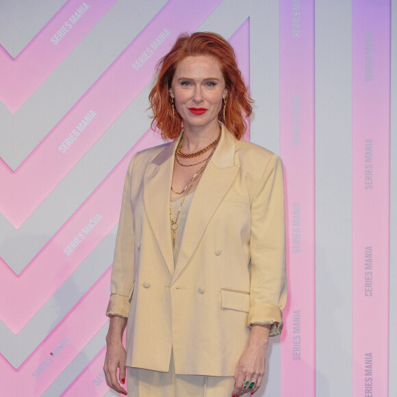 Audrey Fleurot lors du photocall Jour 2 Serie Mania Festival international Lille 2024, à Lille, France, le 16 mars 2024. © Stéphane Vansteenkiste/Bestimage 