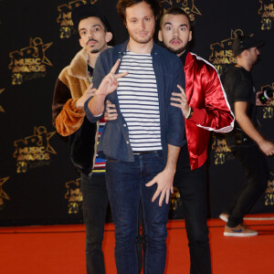 Vianney a préparé des cookies pour les équipes, mais il a piégé l'un d'entre eux

Vianney, Bigflo et Oli - 20ème cérémonie des NRJ Music Awards au Palais des Festivals à Cannes. Le 10 novembre 2018 © Christophe Aubert via Bestimage