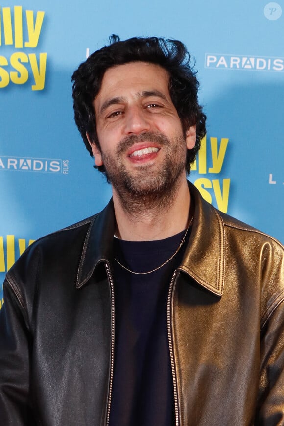 Toutefois, les internautes pensent plutot à Max Boublil.
Max Boublil - Avant-première du film "Neuilly Poissy" au cinéma Pathé Wepler à Paris, France, le 06 mai 2024. © Christophe Clovis / Bestimage