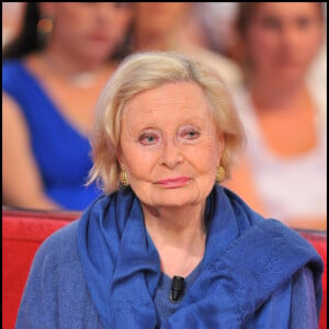 Raison pour laquelle Michèle Morgan a coupé les ponts avec elle : "Quand elle a fait de 'grosses bêtises', j'ai décidé de ne plus la voir et de ne plus lui parle" 
Michèle Morgan dans "Vivement Dimanche"