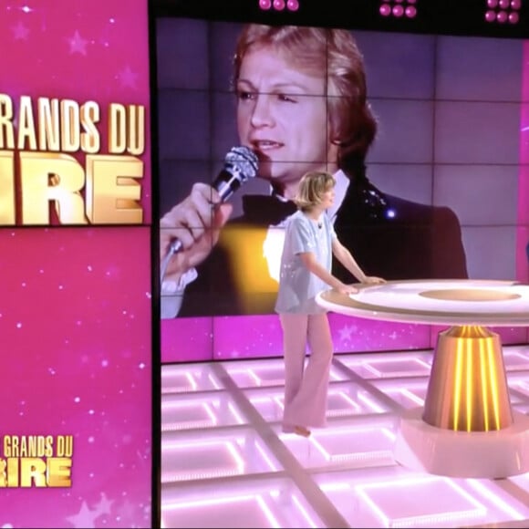 Première émission "Les Grands du Rire" présentée par Bernard Montiel et Isabelle Morizet et diffusée le 1er juin sur C8 avec comme invitée Anne Roumanoff.