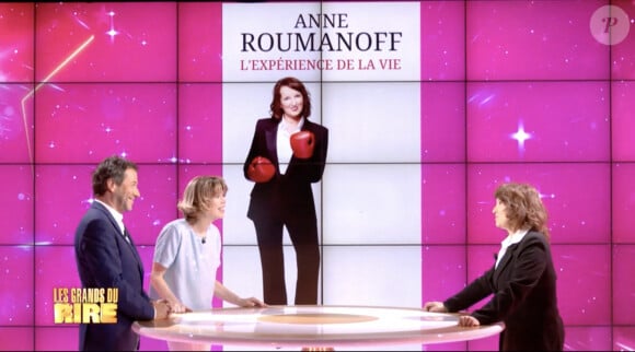 Première émission "Les Grands du Rire" présentée par Bernard Montiel et Isabelle Morizet et diffusée le 1er juin sur C8 avec comme invitée Anne Roumanoff.