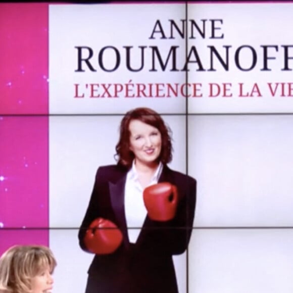 Première émission "Les Grands du Rire" présentée par Bernard Montiel et Isabelle Morizet et diffusée le 1er juin sur C8 avec comme invitée Anne Roumanoff.