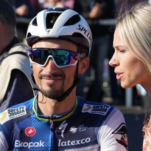 Julian Alaphilippe et Marion Rousse lors de la Bretagne Classic - Ouest-France 2023, course cycliste UCI World Tour le 3 septembre 2023 à Plouay. Laurent Lairys/ABACAPRESS.COM