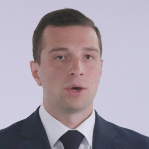 Jordan Bardella, président du Rassemblement national, lors de la conférence de presse ayant pour thème, Face aux narco-trafics l'urgence d'un sursaut à Paris, le 16 mai 2024. © Jonathan Rebboah / Panoramic / Bestimage 