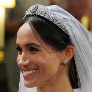 Comme on l'apprend, plus de 750 000 euros de ces précieux objets proviennent de la collection de la princesse Diana.
Meghan Markle à son mariage en 2018. Photo by Jonathan Brady/PA Wire/ABACAPRESS.COM