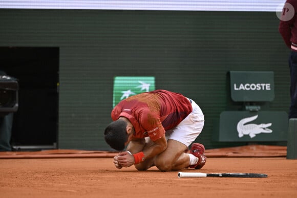 La compétition Roland-Garros s'arrête brusquement ce mardi 4 juin pour Novak Djokovic.
Tennis : Roland Garros 2024 - France - Novak Djokovic - Serbie - Internationaux de France de tennis de Roland Garros 2024 à Paris le 3 juin 2024.