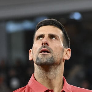 Novak Djokovic (SRB) Vs Roberto Carballes Baena (ESP) lors du deuxième tour hommes des Internationaux de France de Tennis de Roland Garros 2024 à Paris, France, le 30 mai 2024. © Michael Baucher/Panoramic/Bestimage