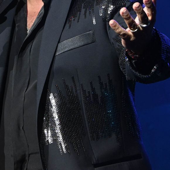 Exclusif - Frédéric François - Frédéric François en concert événement à l'Olympia à Paris le 30 octobre 2021 avant d'entamer une tournéee début 2022. Le chanteur sortira en janvier 2022 pour la première fois un album de duo avec un album Jean-Baptiste Guégan, Benabar, Laurent Voulzy, Michèle Torr, Roberto Alagna, Dave, Daniel Levi et Amaury Vassili © Coadic Guirec/Bestimage