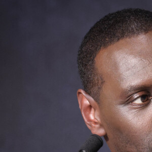 Omar Sy s'est vu reprocher deux excès de vitesse effectués en février et avril derniers.
Omar Sy, membre du jury, assiste à la conférence de presse du lauréat de la Palme d'or lors du 77e Festival de Cannes au Palais des Festivals le 25 mai 2024. David Boyer/ABACAPRESS.COM