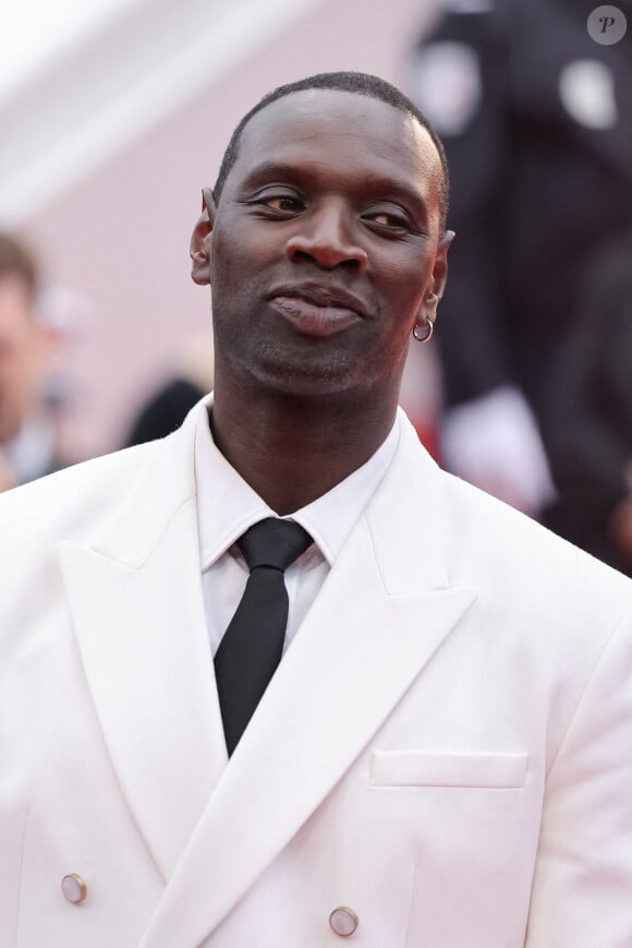 Il a écopé d'une amende en jours-amendes, évaluée à 31500 francs, soit 32400 euros.
Omar Sy, assiste à "Le Deuxième Acte" ; cérémonie d'ouverture tapis rouge au 77e Festival de Cannes au Palais des Festivals le 14 mai 2024. David Boyer/ABACAPRESS.COM