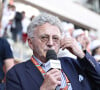 En près de quarante ans de carrière sur le service public, Nelson Monfort a commenté tous les grands évènements, et notamment Roland-Garros.
Nelson Monfort pendant les Internationaux de France, le 6 juin 2023 au stade Roland Garros à Paris. Victor Joly/ABACAPRESS.COM