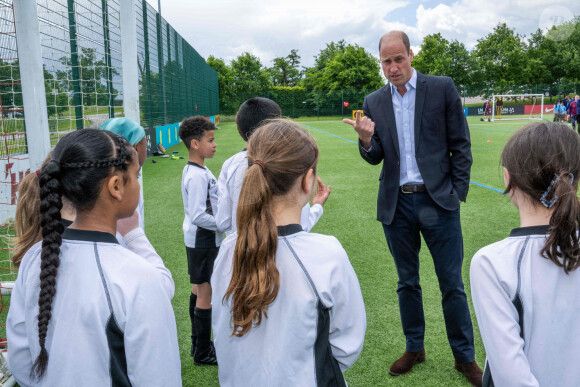 Prince William - Le prince William est allé à la rencontre de l'équipe britannique de football avant l'Euro le 14 juin prochain, dans leur centre d'entraînement de St George's Park à Burton upon Trent. 10 juin 2024. @ Paul Cooper/Daily Telegraph/PA Wire.