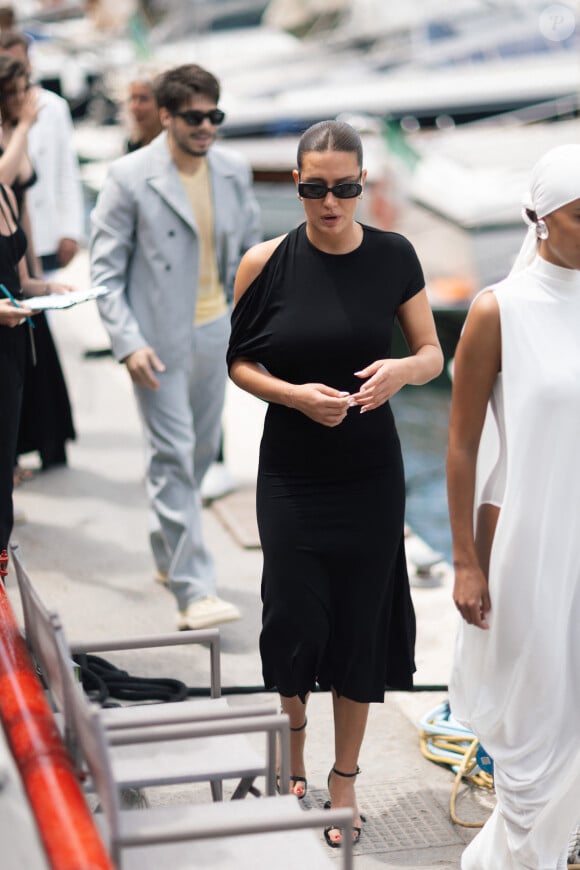 François Civil et Adèle Exarchopoulos - Arrivées au défilé de mode Jacquemus Cruise "La casa" à la Casa Malaparte à Capri. Le 10 juin 2024 © Tiziano Da Silva-Olivier Borde / Bestimage 