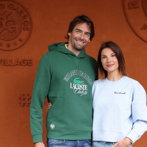 Camille Lacourt et sa compagne Alice Detollenaere - Célébrités au village des Internationaux de France de tennis de Roland Garros 2024 à Paris le 2 juin 2024. © Jacovides / Moreau / Bestimage 