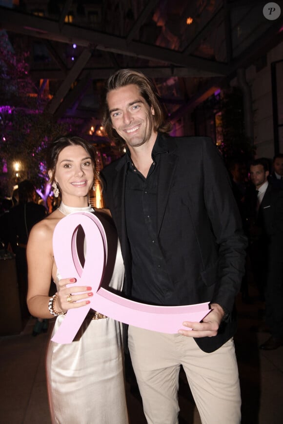 Exclusif - Camille Lacourt et sa compagne Alice Detollenaere - Hotel Peninsula poursuit son engagement dans la lutte contre le cancer du sein à l'occasion de la campagne annuelle mondiale Octobre Rose avec la soirée de gala au profit de l'association "Europa Donna France". Paris, le 29 septembre 2022 © Christophe Clovis-Rachid Bellak / Bestimage 