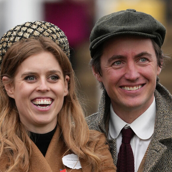 La princesse Beatrice d'York et son mari Edoardo Mapelli Mozzi - Les membres de la famille royale d'Angleterre assistent au Cheltenham Festival, les courses de Cheltenham - jour 3 le 14 mars 2024. 