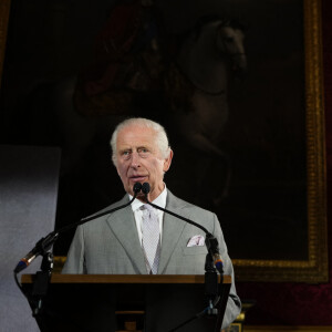 Le roi Charles III d'Angleterre à la cérémonie inaugurale de remise des prix de la King's Foundation au palais St James le 11 juin 2024. 