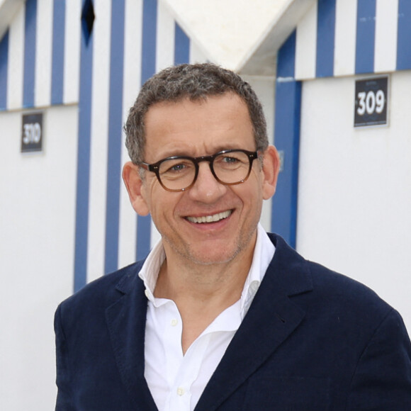 Dany Boon au photocall du film "La Famille Hennedricks" lors du 38ème festival du film de Cabourg, France, le 15 juin 2024. Les Journées romantiques du 38ème Festival du film de Cabourg (Calvados) auront lieu du 12 au 16 juin. © Coadic Guirec/Bestimage  Photocall during the 38th Cabourg Film Festival on June 15, 2024 in Cabourg, France. 