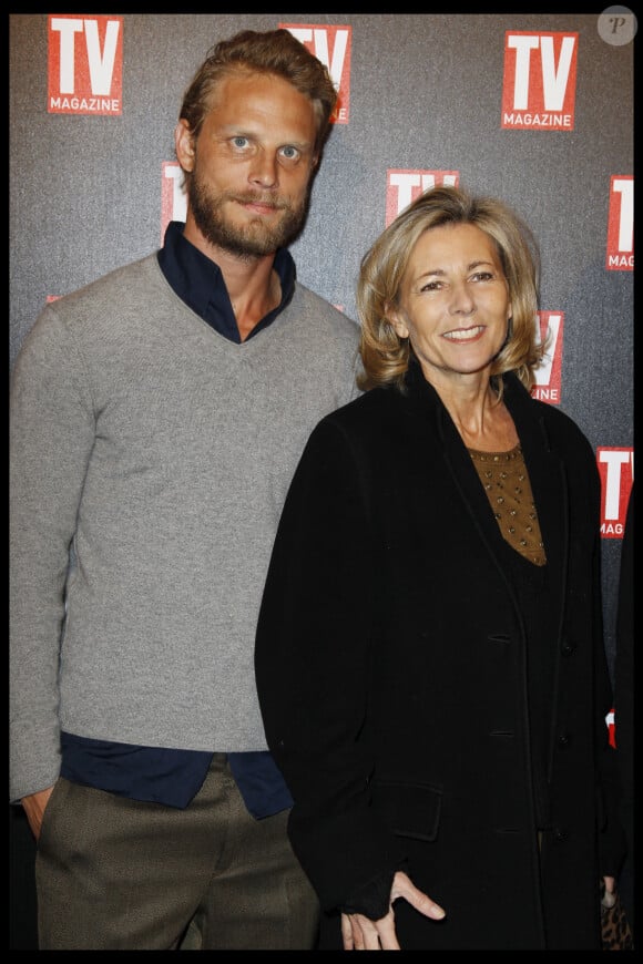 ARNAUD LEMAIRE ET CLAIRE CHAZAL TV MAGAZINE FETE SES 25 ANS AU PLAZA ATHENEE, LE 8 FEVRIER 2012 A PARIS. 