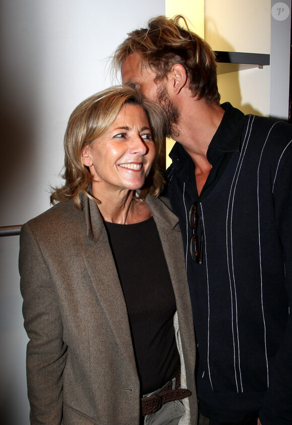 CLAIRE CHAZAL ET ARNAUD LEMAIRE PARIS, LE 9 FEVRIER 2012 RODIER S'EST INVITE CHEZ BRAND BAZAR, RUE DE SEVRES, POUR UNE SOIREE AU COURS DE LAQUELLE ONT ETE PRESENTEES EN AVANT PREMIERE LES PIECES IMAGINEES POUR BRAND BAZAR AINSI QUE LA COLLECTION AUTOMNE HIVER 2012. 